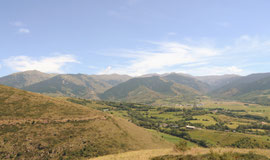 Un grand ciel bleu sur le massif du Puigmal