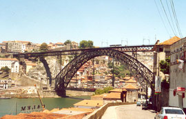 Ponte Dom Luiz, franchissable depuis octobre 1886