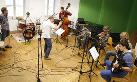 Die jungen Nachwuchstalente der Musikschule Krems bei den Aufnahmen zur CD. Foto: Stadt Krems.