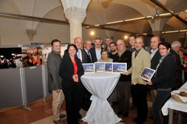 Zahlreiche Vertreterinnen und Vertreter besuchten die Präsentation „Lerchenfeld 75“ im Rathaus Krems. Foto: Stadt Krems.