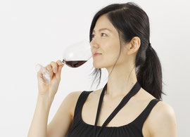 ワインソングライター 縫 nui　写真