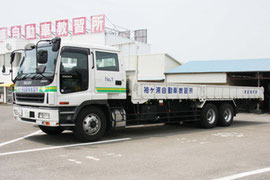 大型自動車