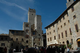 San GIMIGNIANO, cliquez pour + de photos