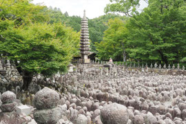 化野念仏寺「西院の河原」