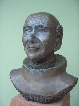 Büste von Helga Viebig-Kruck