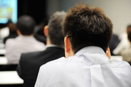 安全運転研修 安全運転講義 講師 座学 インストラクター 社内研修