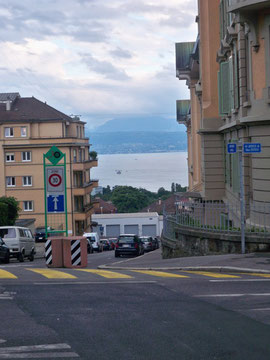 rues de Lausanne et lac Léman