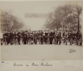 Premier départ du paris-Roubaix en 1896