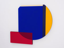Shape N° 2, 2022, acrylic on masonite,  91 x 82 x 3,2 cm