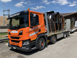 Scania P 500B 8x2 mit Beko-Truck-Aufbau (Baumaschinentaxi) / HAUSSENER Kran & Transport GmbH, Foto: Thomas Sommer