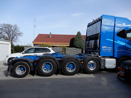 AEBY Transporte AG St. Ursen, Volvo FH16 8x4 mit Modulachse, Foto: Thomas Sommer
