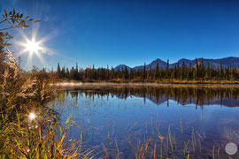 Bild: lake at Denali Hwy, Alaska, "glory lakeshore morning"; www.2u-picturworld.de
