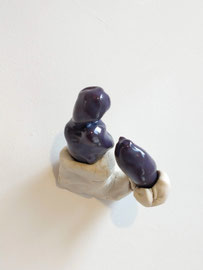 Mirjam Veldhuis, "Knopjens blauw" / Porselein en glazuur