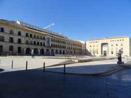 Baena - Plaza de la Constitutión und Casa del Monte
