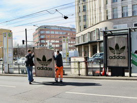 Adidas, plastische Bilder für CLP , Aufbau am Alex- Berlin