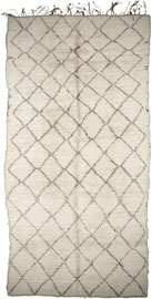6. Beni Ouarain, Middle Atlas Mountains, Morocco, 3. Quarter 20th century, 374 x 184 cm SOLD