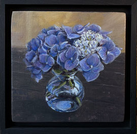 Hortensiabloem, in blauw vaasje, o/a/p, 10x10cm, n.t.k.