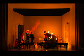 Ariadne auf Naxos // Theater Bremen // 2023 // Regie: Frank Hilbrich