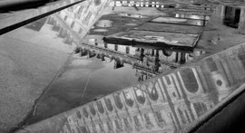 Reflets (pyramide du Louvre)