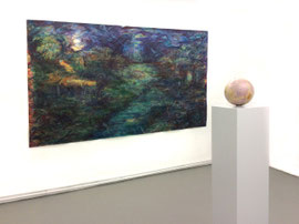 AUSSTELLUNGSANSICHT "GLÜCKSELIG"  LUKAS BLEUEL   REISE LANGSAM  2014  AQUARELL AUF PAPIER   150 x 265  CM  