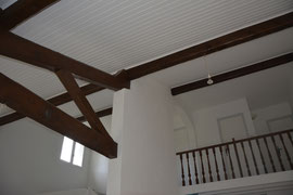 Plafond lambris blanc