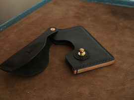 京都のバッグメーカー　革や帆布製のかばん・小物　カードケース/名刺入れ（墨）