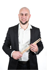 Arnaud, Percussions 