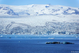 Blick über die Jökulsárlón Glacier Lagoon
