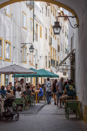 in den Gassen von Evora 
