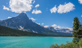 der Lower Waterfowl Lake, ein weiterer wunderschöner See direkt am Icefields Parkway.