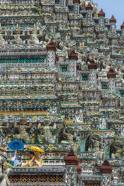 der Mittelpunkt vom Wat Arun, der Phra Prang