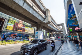 Rama I Road in Bangkok