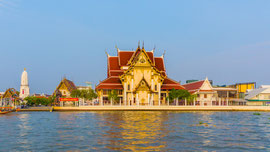 Wat Rakhang am Ufer des Chao Phraya