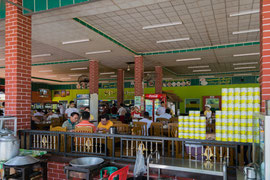 Restaurant am Mawlamyaing Hwy (NEW) bei Kyaikto