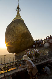 Birmanie - Rocher d'Or / Golden Rock © Olivier Philippot