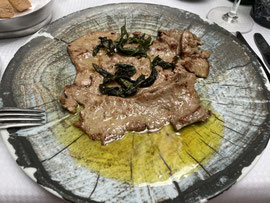 Kalbsleber. Fegato di vitello. Calf liver. 