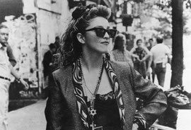 51 BIS MADONNA IMAGE MEDIA(bordures blanches)