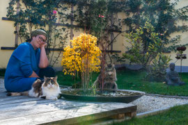 Eva, Pixie, Domi und Gottfried´s Bonsai (2023)