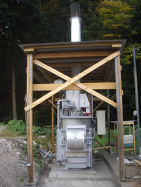 ダイトーIPZ-400水冷式焼却炉  県内総合建設業様