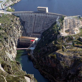 PRESA DE RICOBAYO EN MUELAS DEL PAN