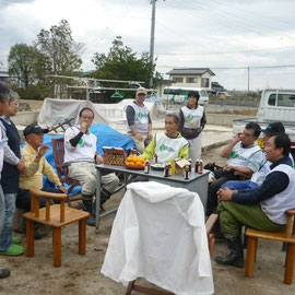 作業の休憩中のひとこま