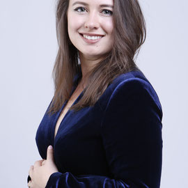 Klavierunterricht bei Konzertpianistin und Klavierlehrerin Anastasija Avdejeva in Köln-Stammheim und Mülheim