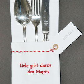 Serviette - "Liebe geht durch den Magen"