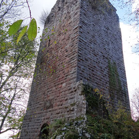 Tour du château du Nideck