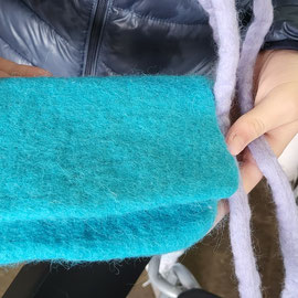 Kleine Tasche von einem Mädchen ab 6. Klasse