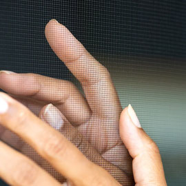 insektenschutzgewebe-mit-verbesserter-durchsicht