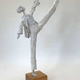 Puristische Skulptur - Pappmache/mixed media - 47 x 46 x 16 cm - Galerie Tobien Husum