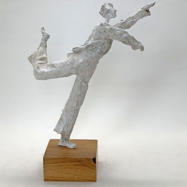 Puristische Skulptur - Pappmache/mixed media - 40 x 21 x 15 cm - verkauft-