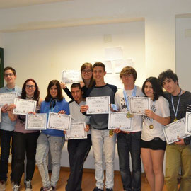 Participantes del Gijón Open con los diplomas