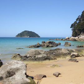 Onetahuti Bay